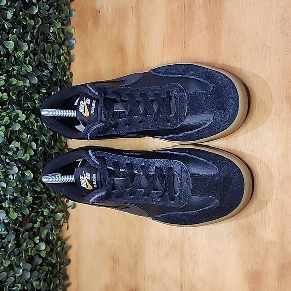 Nike SB FC Classic Shoes | Size: 8.5 Mens | Black - Picture 2 of 7